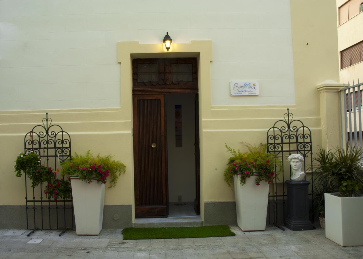 Bed and Breakfast Sunmoon à Reggio de Calabre Extérieur photo